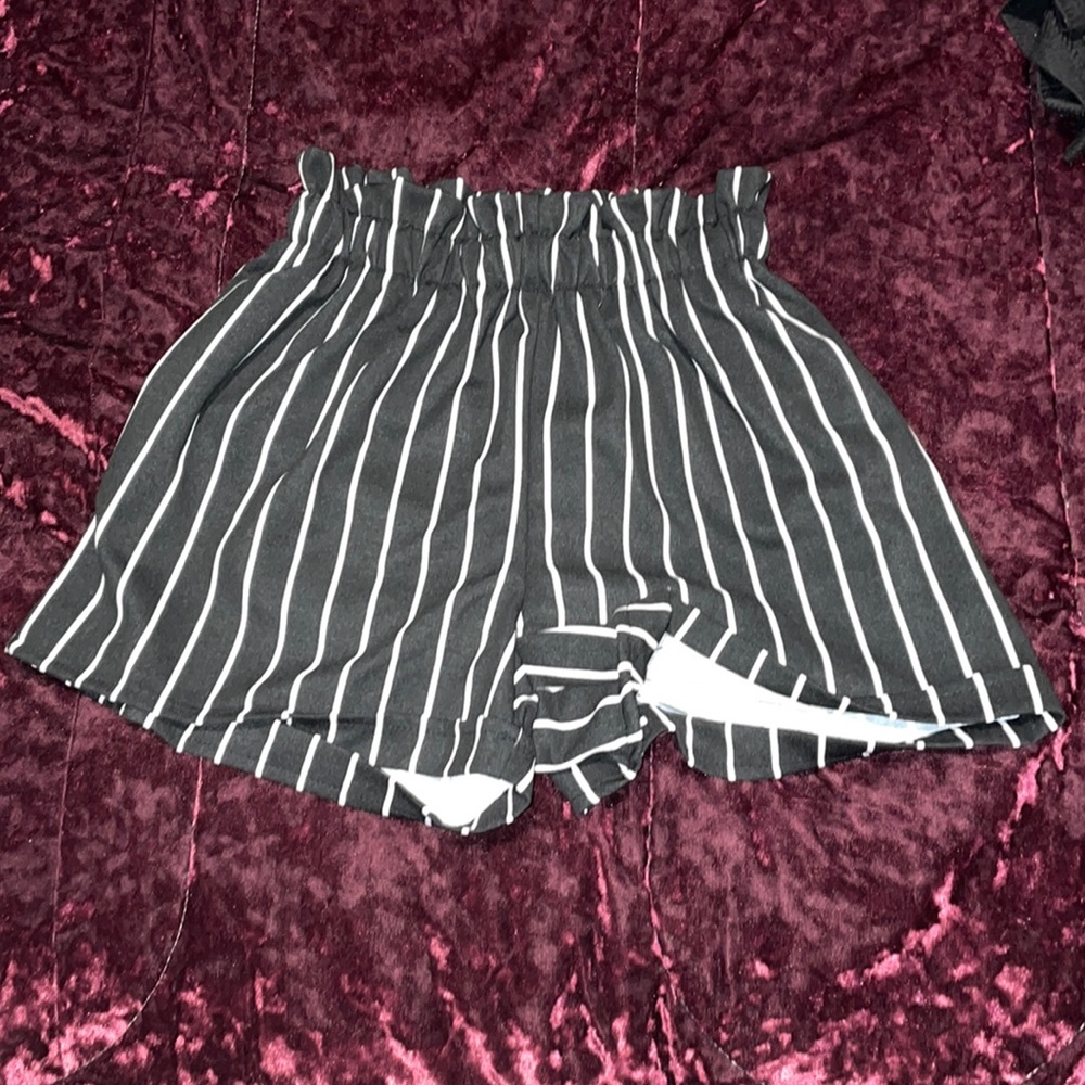 Black white strips shorts